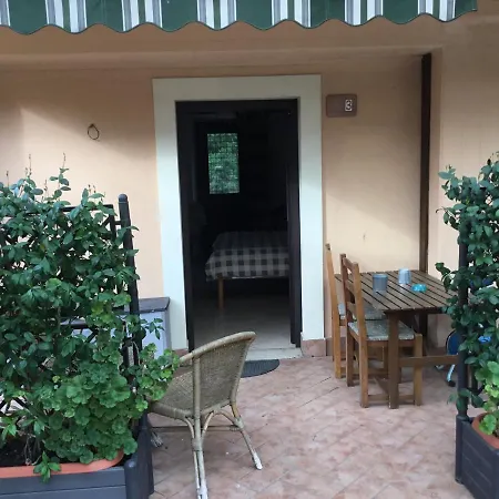 Del Ponte Hotel *